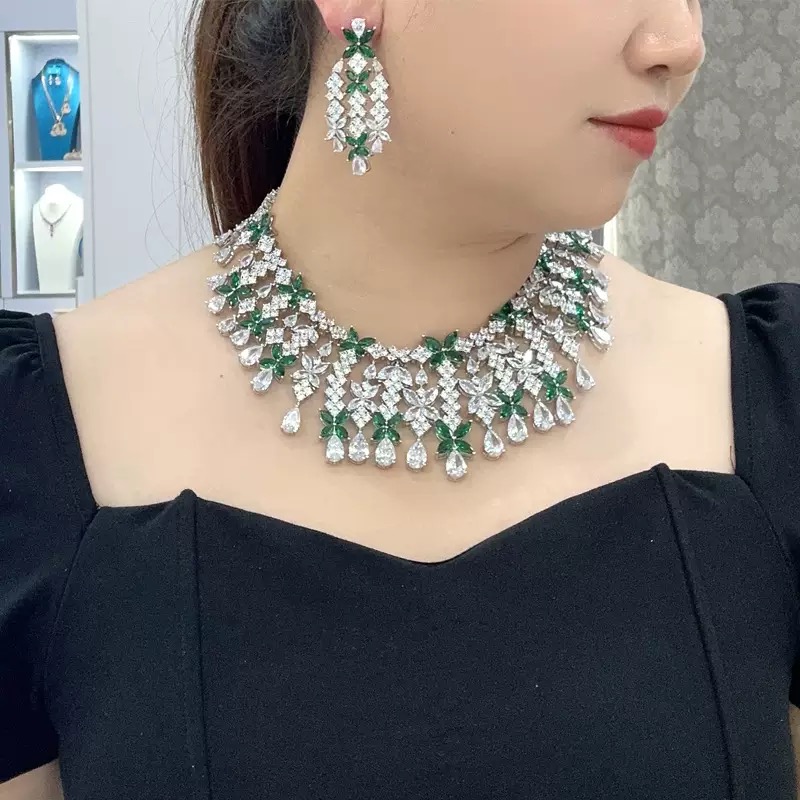 Women Fashion Uae - ชุดเครื่องประดับเจ้าสาวแฟชั่นใหม่ สไตล์ดูไบ สหรัฐอาหรับเอมิเรตส์ สร้อยคอพร้อมจี้รูปหยดน้ำสีฟ้า ต่างหูสำหรับผู้หญิง งานแต่งงาน