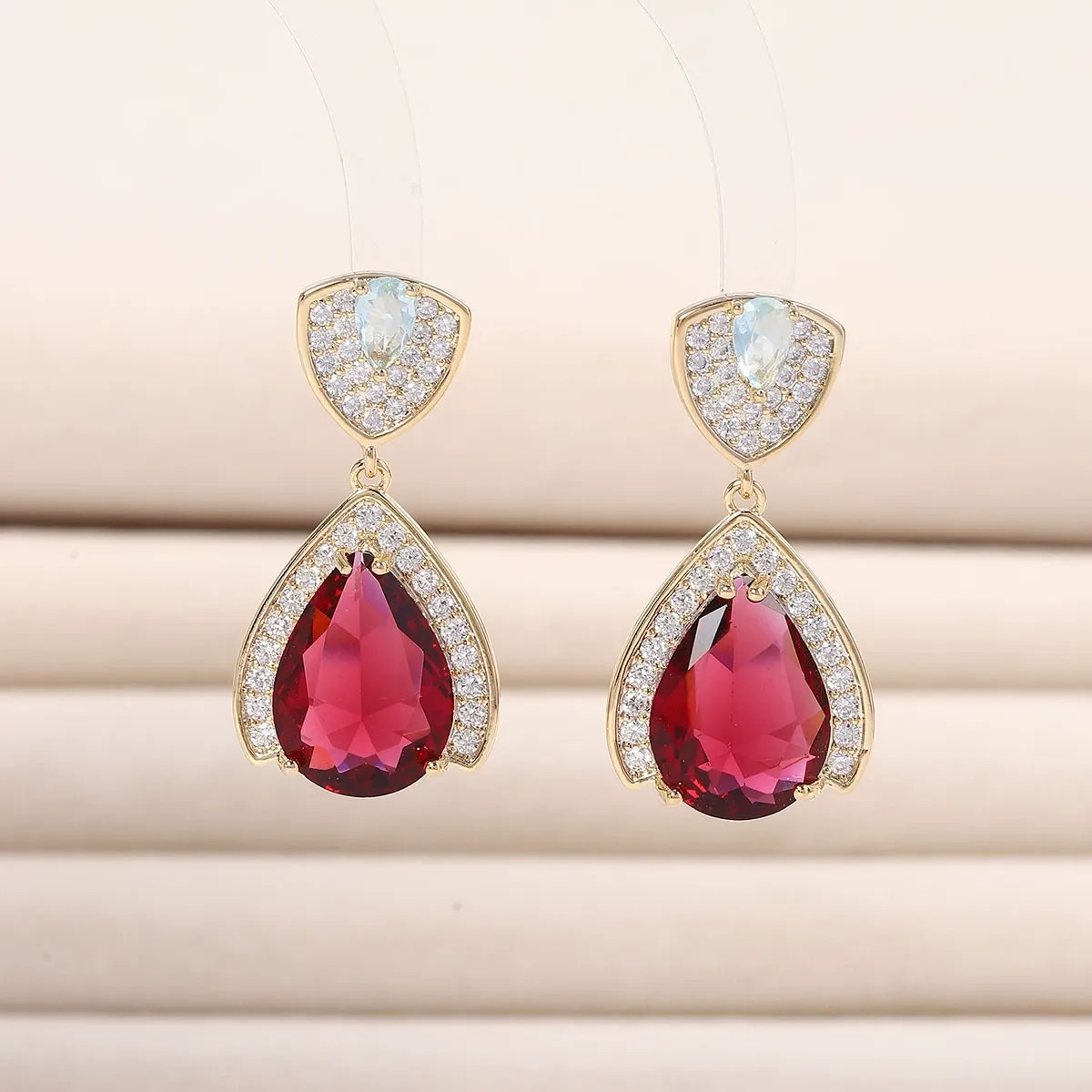 ชุดเครื่องประดับเซอร์โคเนียสีแ - Women Fashion Uae บทวิจารณ์และราคา