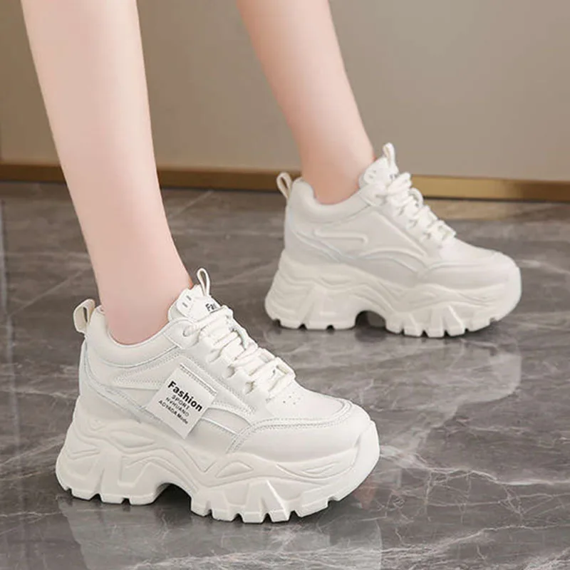 รองเท้าผ้าใบแฟชั่นใหม่ เพิ่มคว - Sneakers Fashion Women บทวิจารณ์และราคา