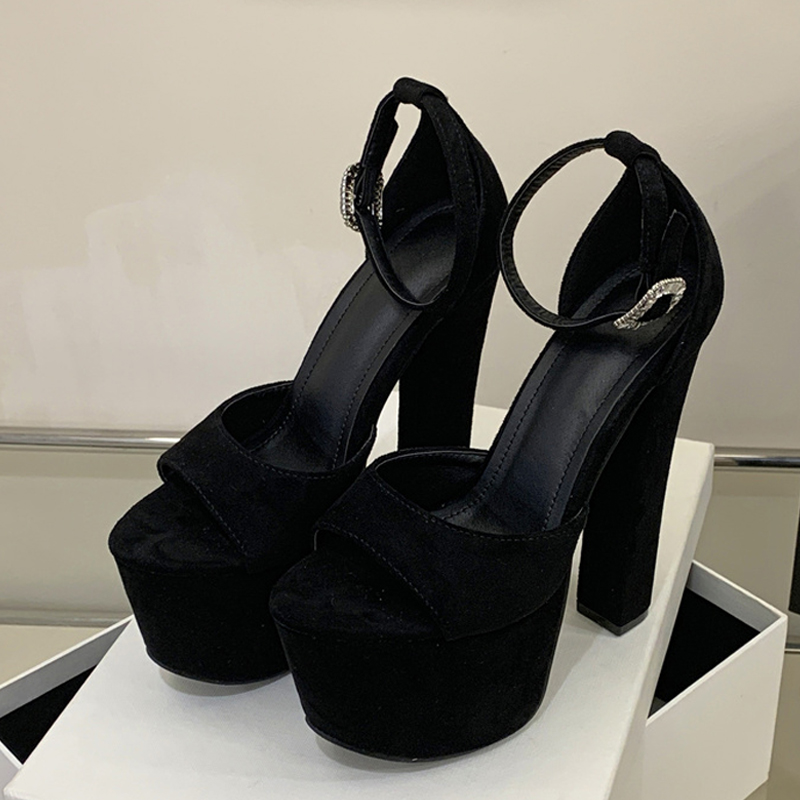 รองเท้าส้นสูงแบบหนา รุ่น Liyke - Women Fashion Model บทวิจารณ์และราคา