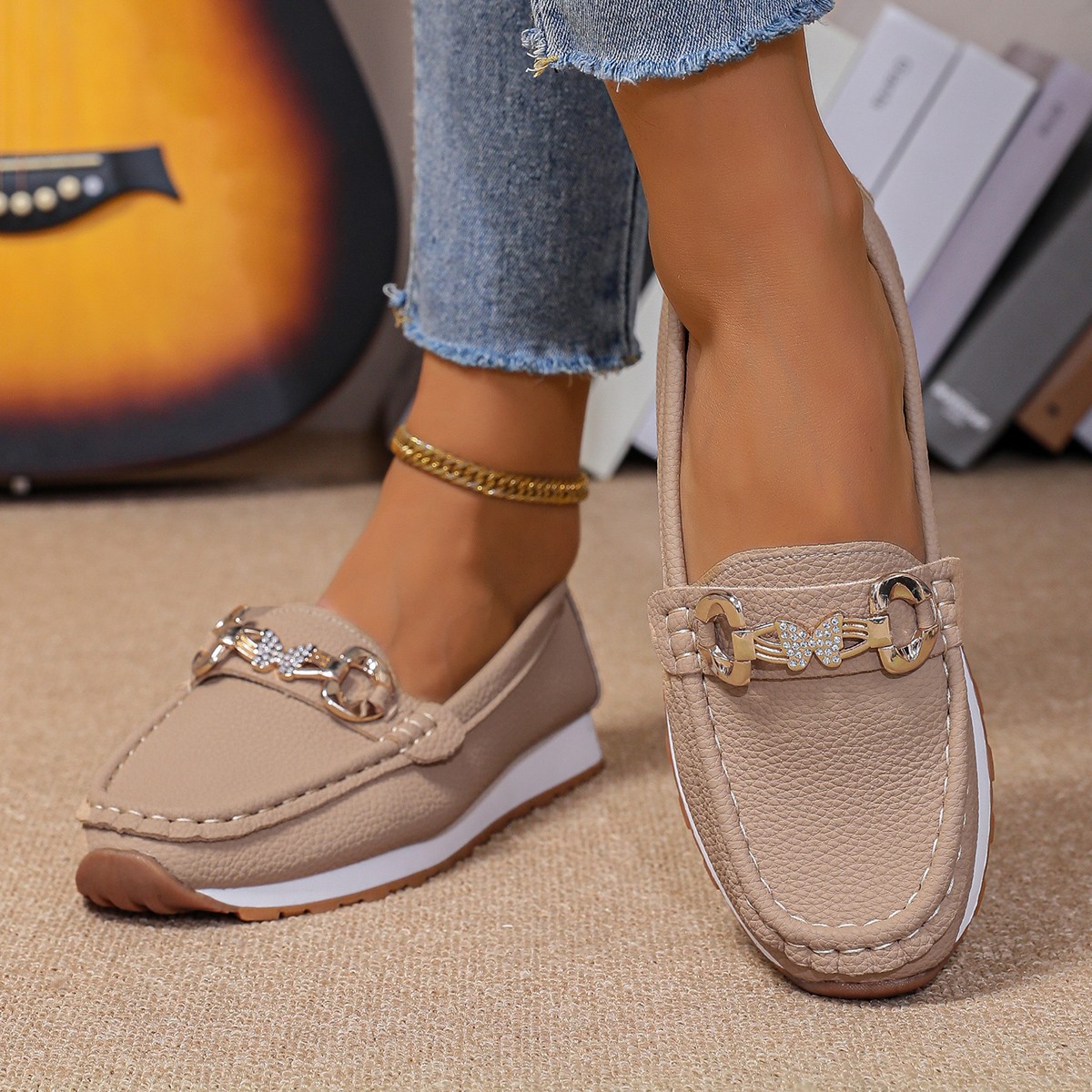 รองเท้าผู้หญิงแบบสวม รุ่นใหม่  - Sneakers Fashion Women บทวิจารณ์และราคา