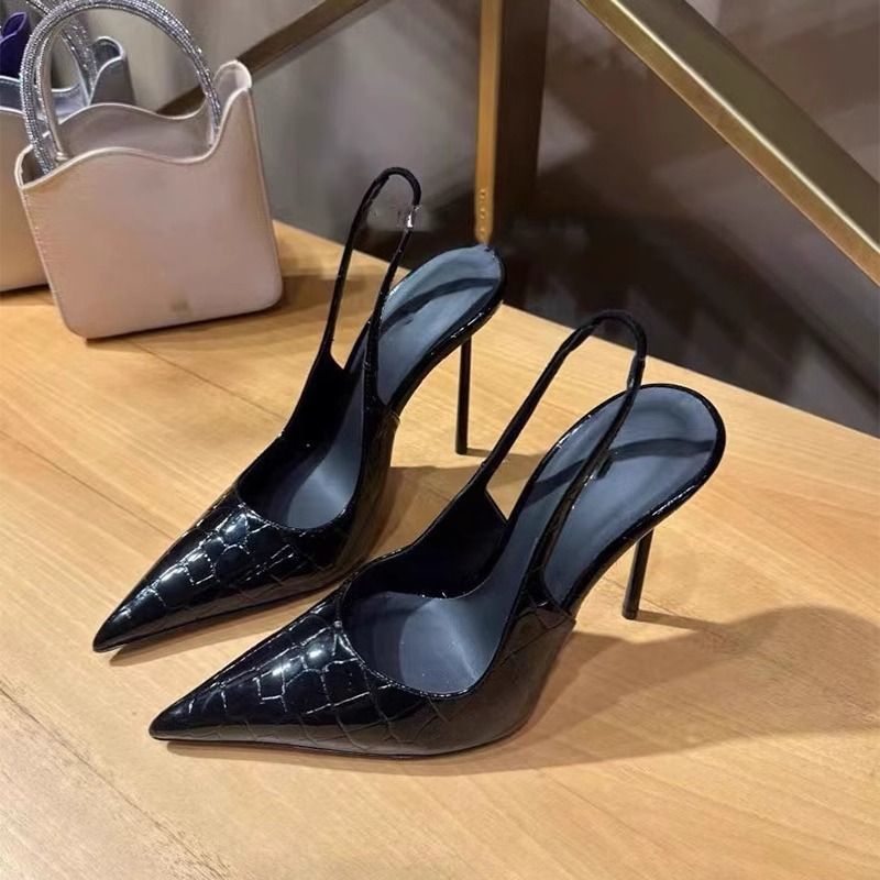 รองเท้าส้นแหลมแบบใหม่ ดีไซน์เร - Women Fashion Simple บทวิจารณ์และราคา